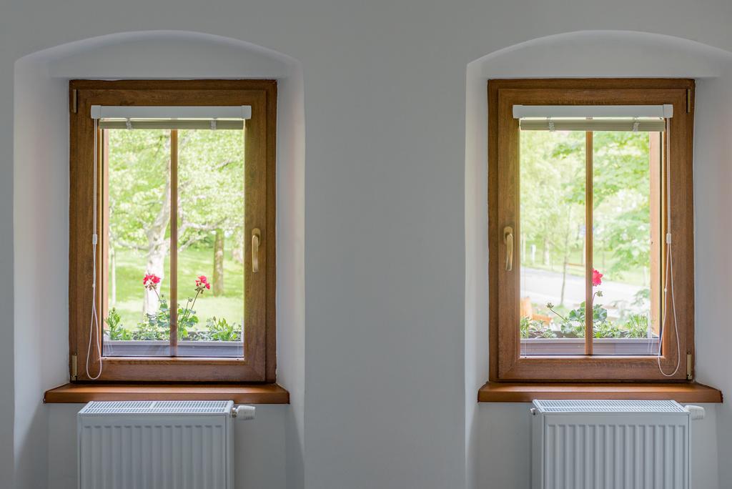 Apartmany Na Namesti Bozi Dar Bagian luar foto
